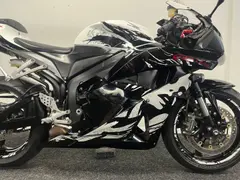 Honda ⭐️⭐️CBR 600 RR⭐️⭐️ 2011 occasion – foto 7 van 24