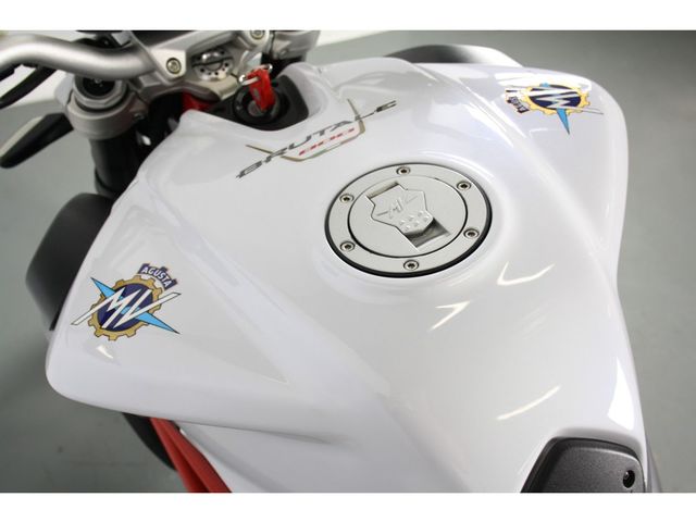 mv-agusta - brutale-800