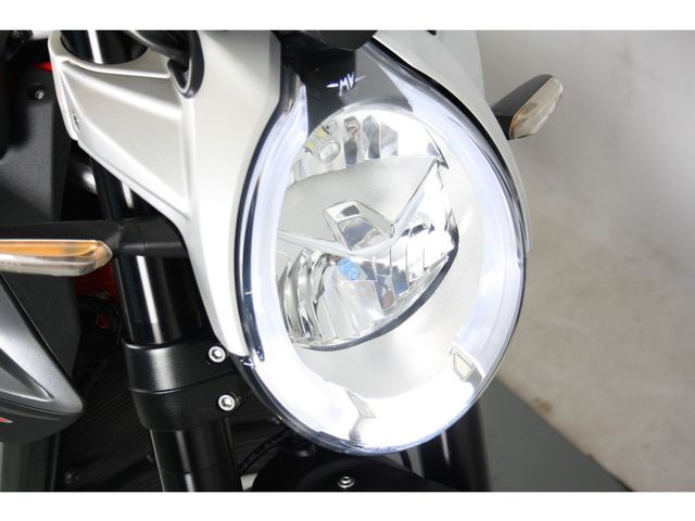 mv-agusta - brutale-800