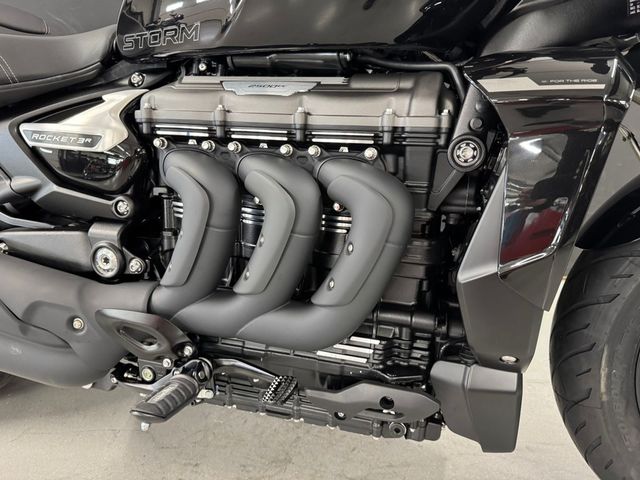 triumph - rocket-3-r