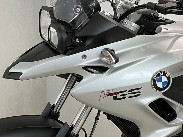 bmw - f-700-gs