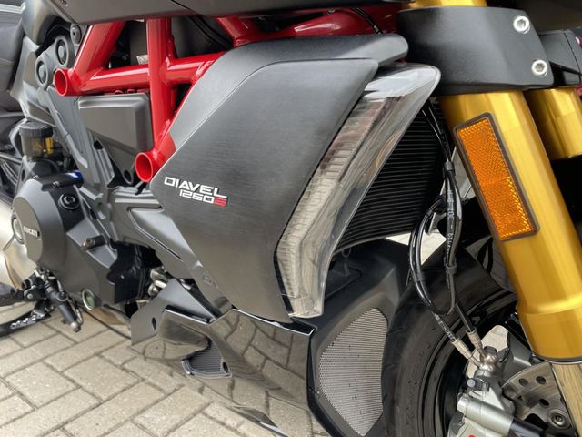 ducati - diavel-1260-s