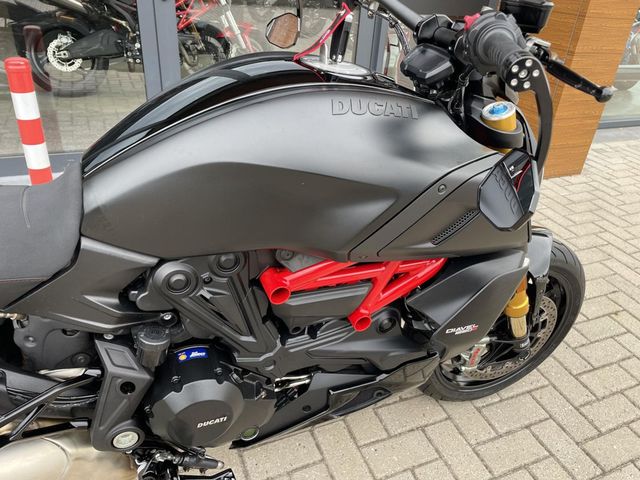 ducati - diavel-1260-s