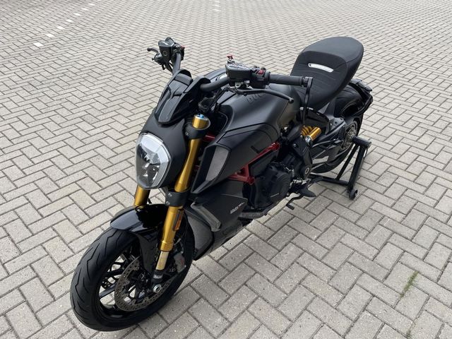 ducati - diavel-1260-s