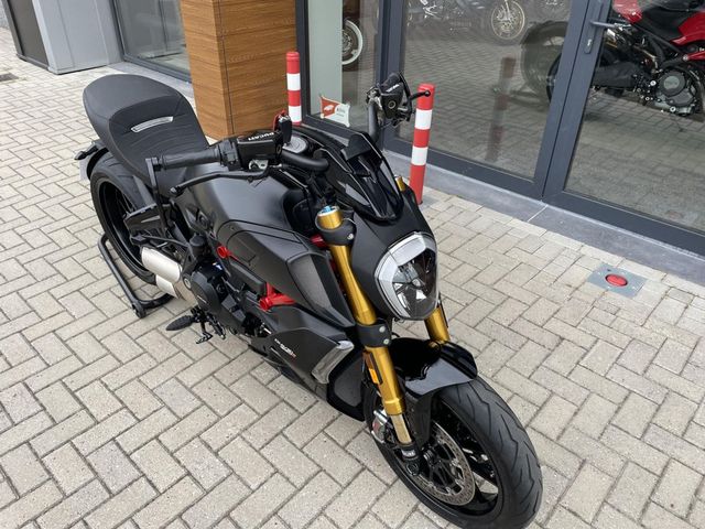 ducati - diavel-1260-s
