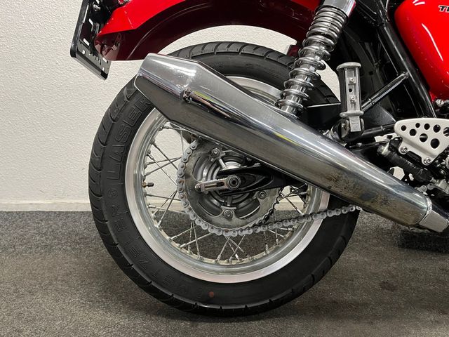 triumph - thruxton-900