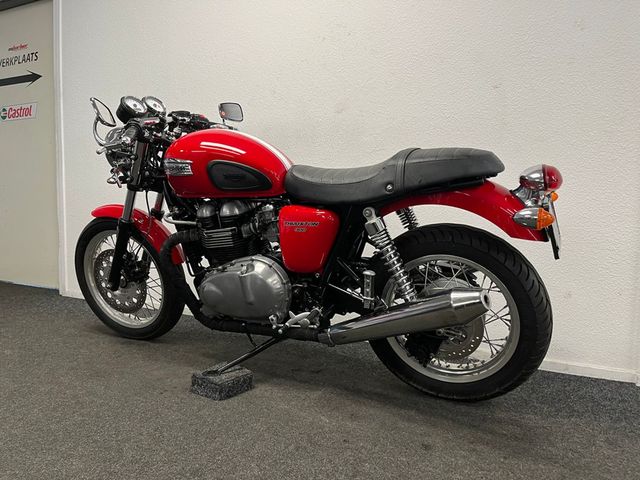 triumph - thruxton-900