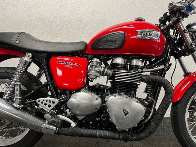 triumph - thruxton-900