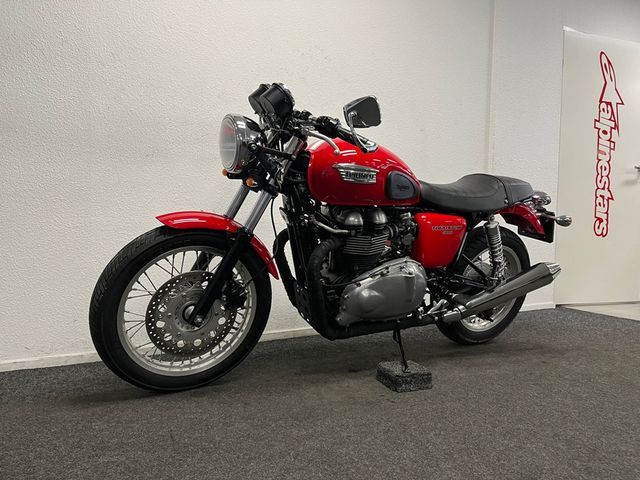 triumph - thruxton-900