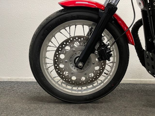 triumph - thruxton-900