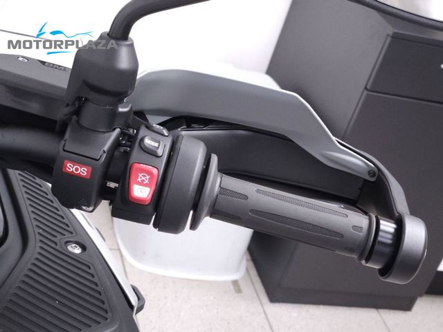 bmw - r-1300-gs-adventure