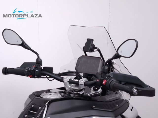 bmw - r-1300-gs-adventure