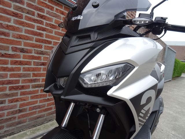 aprilia - sr-gt-200