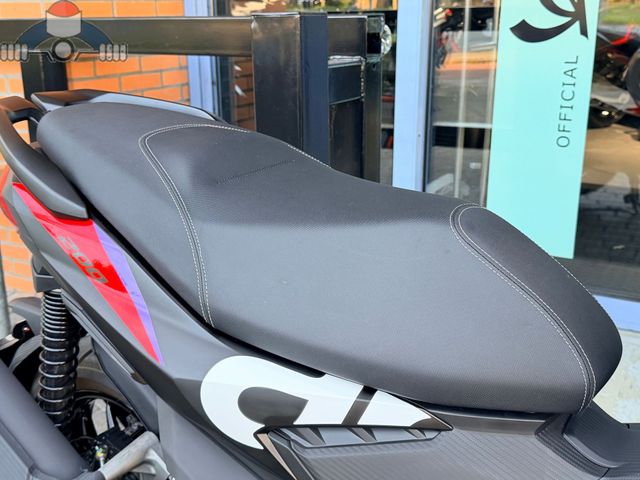 aprilia - sr-gt-200