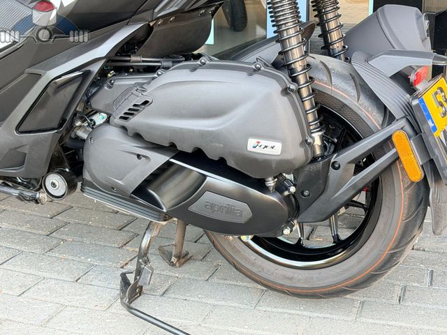 aprilia - sr-gt-200