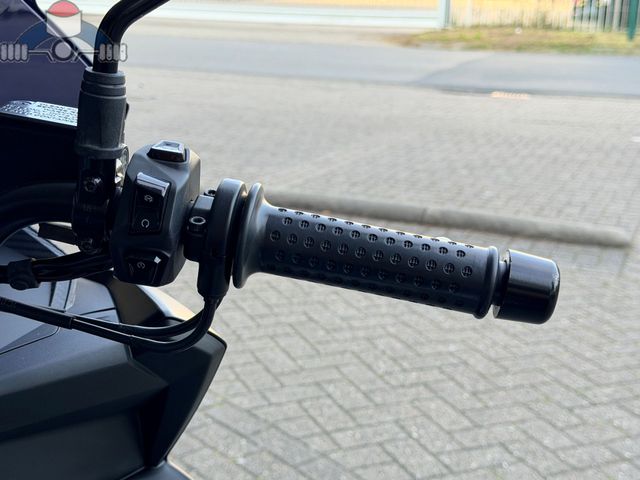 aprilia - sr-gt-200