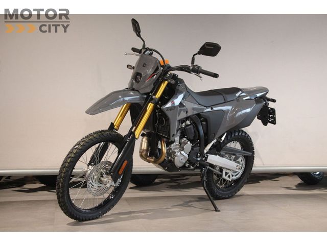 suzuki - dr-z-4-s