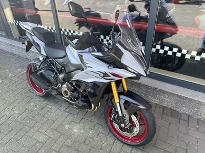 SUZUKI GSX-S 1000 GX – foto 2