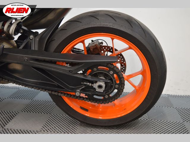 ktm - 890-duke-r