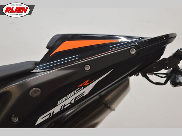 ktm - 890-duke-r