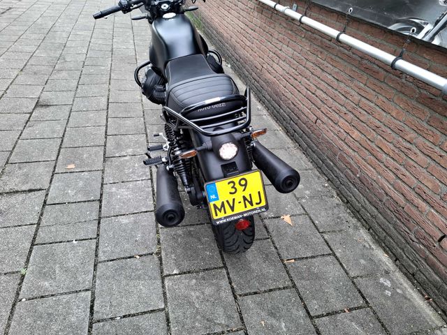 moto-guzzi - v-7-stone-850