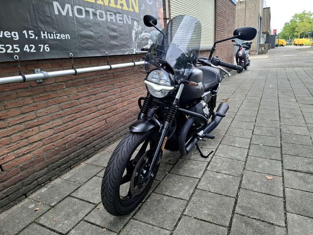 moto-guzzi - v-7-stone-850