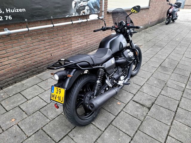 moto-guzzi - v-7-stone-850