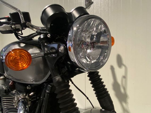 triumph - bonneville-t-120-goldline