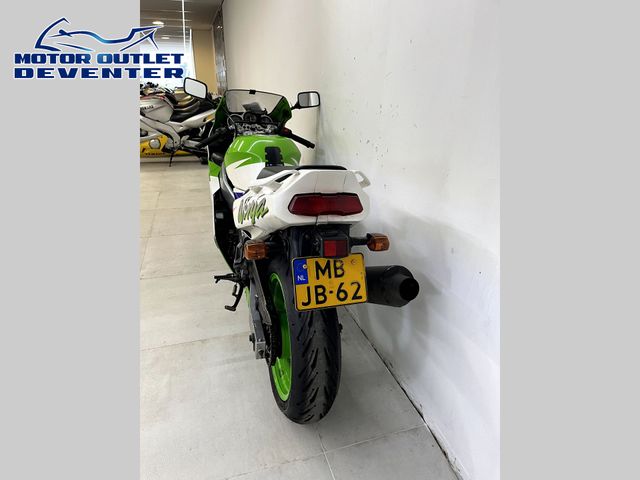 kawasaki - ninja-zx-6r