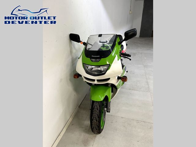 kawasaki - ninja-zx-6r