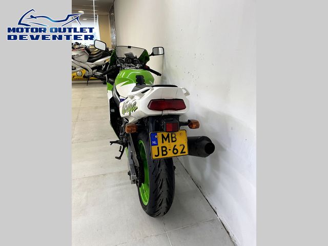 kawasaki - ninja-zx-6r