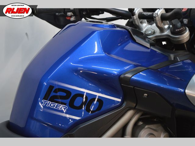 triumph - tiger-explorer-xrx-low