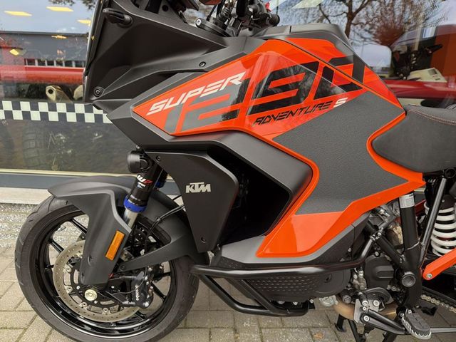 ktm - 1290-super-adventure-s