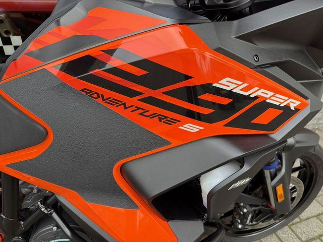 ktm - 1290-super-adventure-s