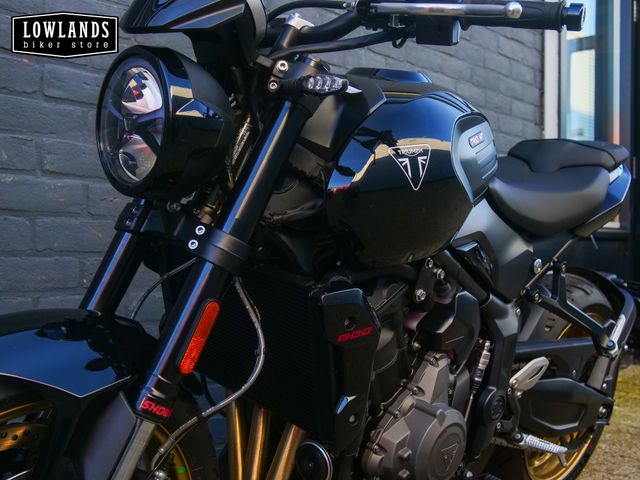 triumph - trident-800