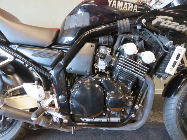 yamaha - fzs-600-fazer