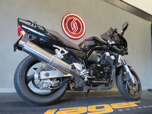 yamaha - fzs-600-fazer