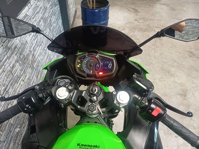 kawasaki - ninja-400-krt-edition