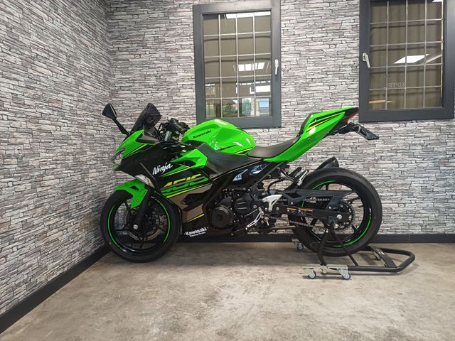 kawasaki - ninja-400-krt-edition