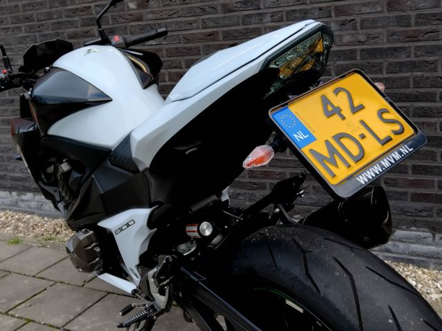 kawasaki - z-800-abs