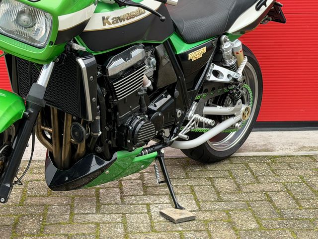 kawasaki - zrx-1100