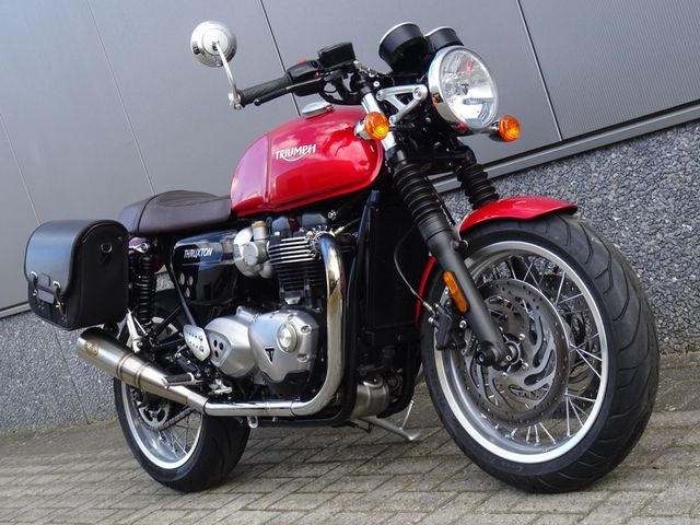 triumph - thruxton-1200