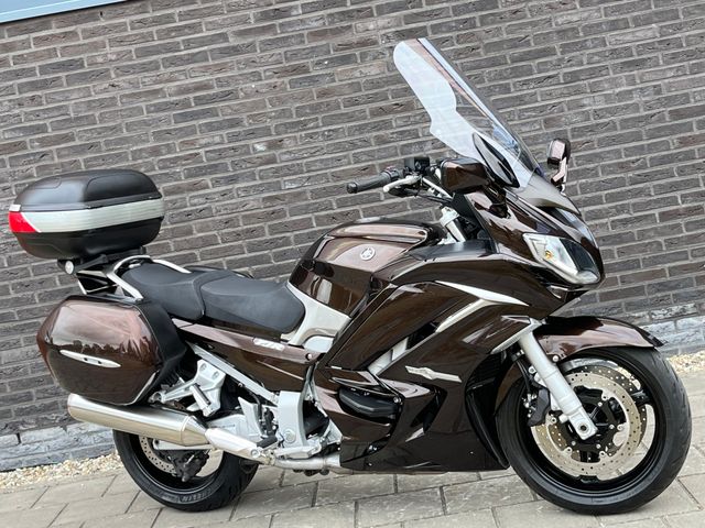 yamaha - fjr-1300