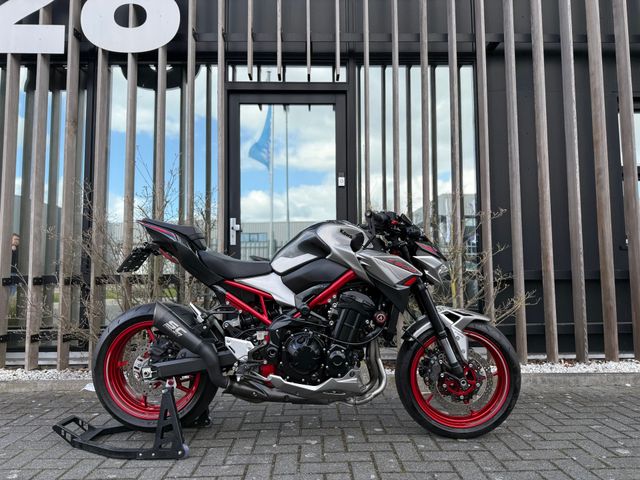 kawasaki - z900