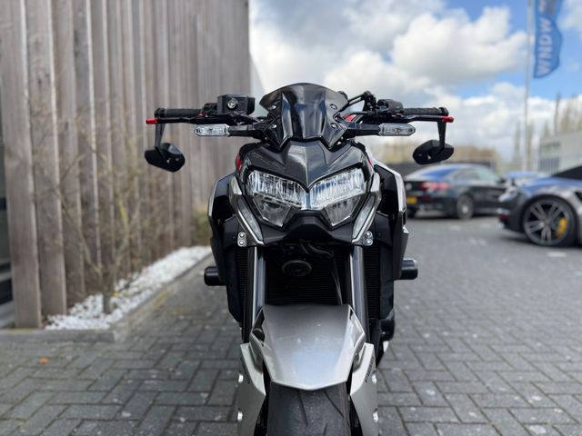 kawasaki - z900