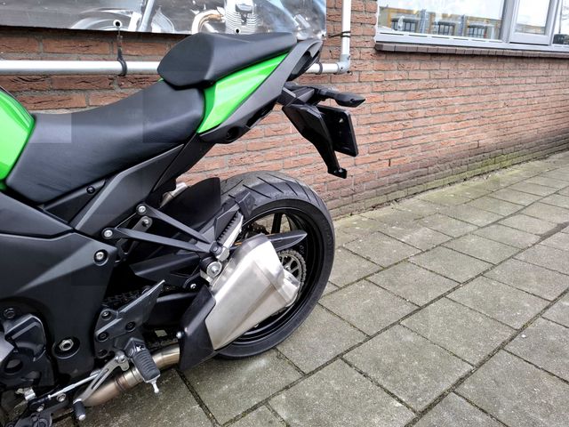 kawasaki - z-1000-sx