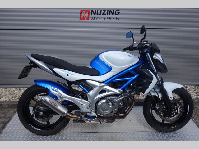 suzuki - gladius