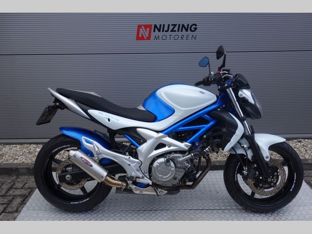 suzuki - gladius