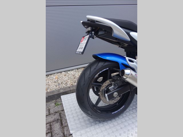 suzuki - gladius
