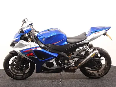 SUZUKI GSX-R 1000 – foto 4